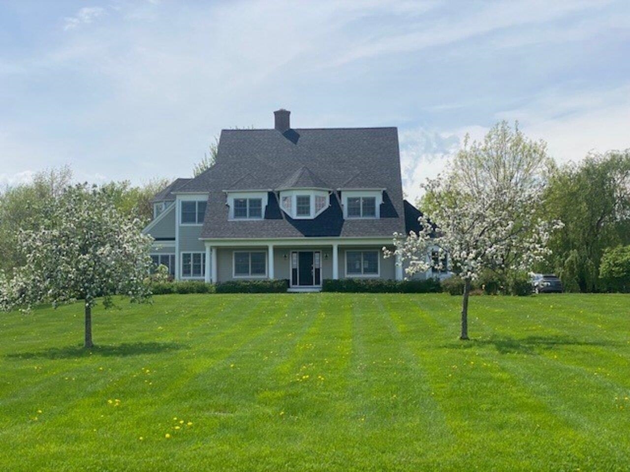 Property Photo: 866 Ridgefield Road VT 05482