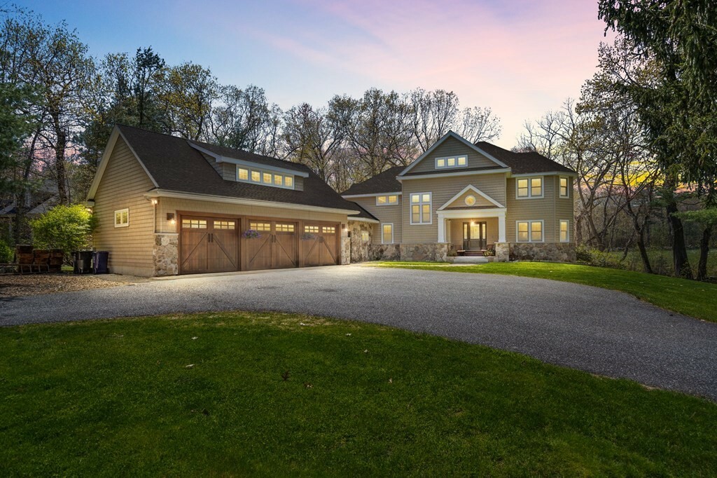 Property Photo: 129 Totman Rd MA 01826