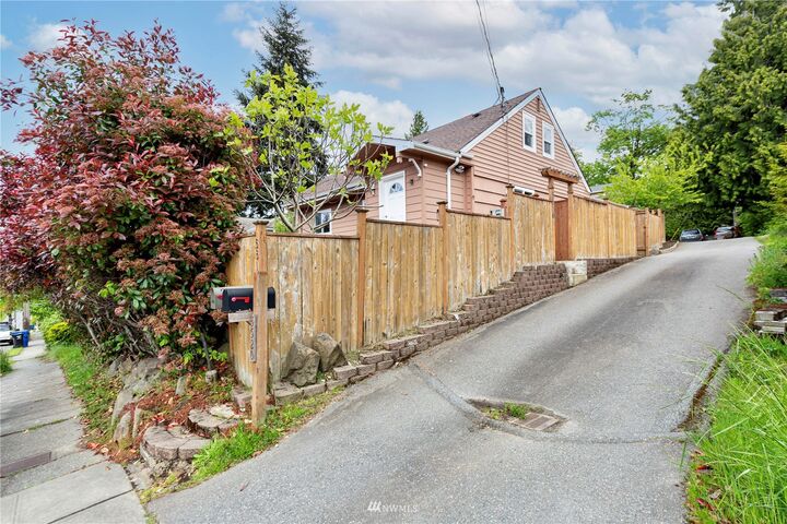 Property Photo: 5516 S Bangor Street WA 98178