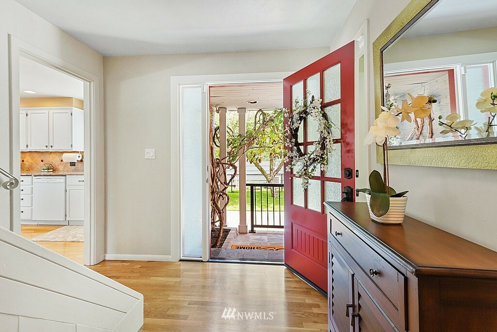 Property Photo: 1037 Princeton Street WA 98466