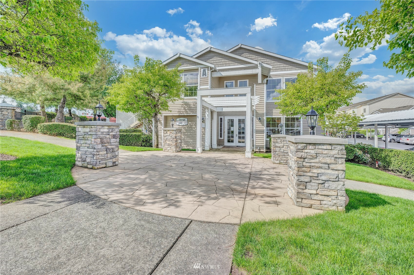 Property Photo:  10113 186th Street E 357  WA 98375 