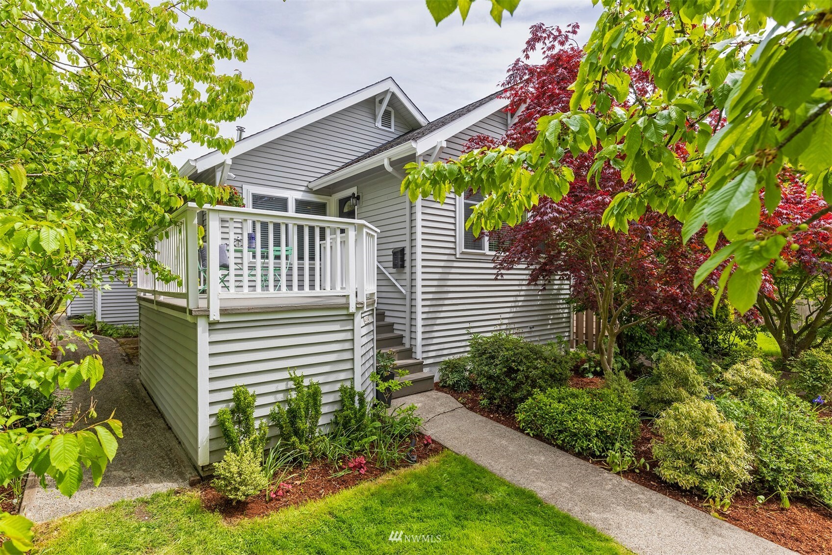 Property Photo:  4804 48th Avenue SW  WA 98116 