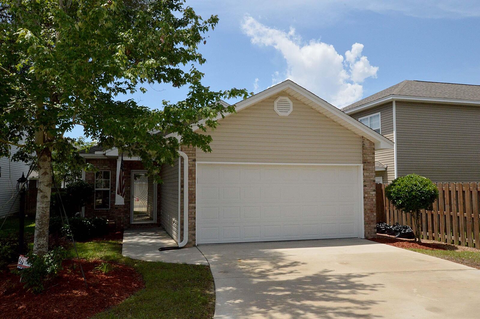 Property Photo: 103 Matt Boulevard FL 32578