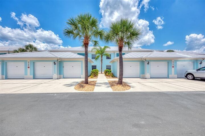 Property Photo:  5750 Sabal Trace Drive 102bd5  FL 34287 