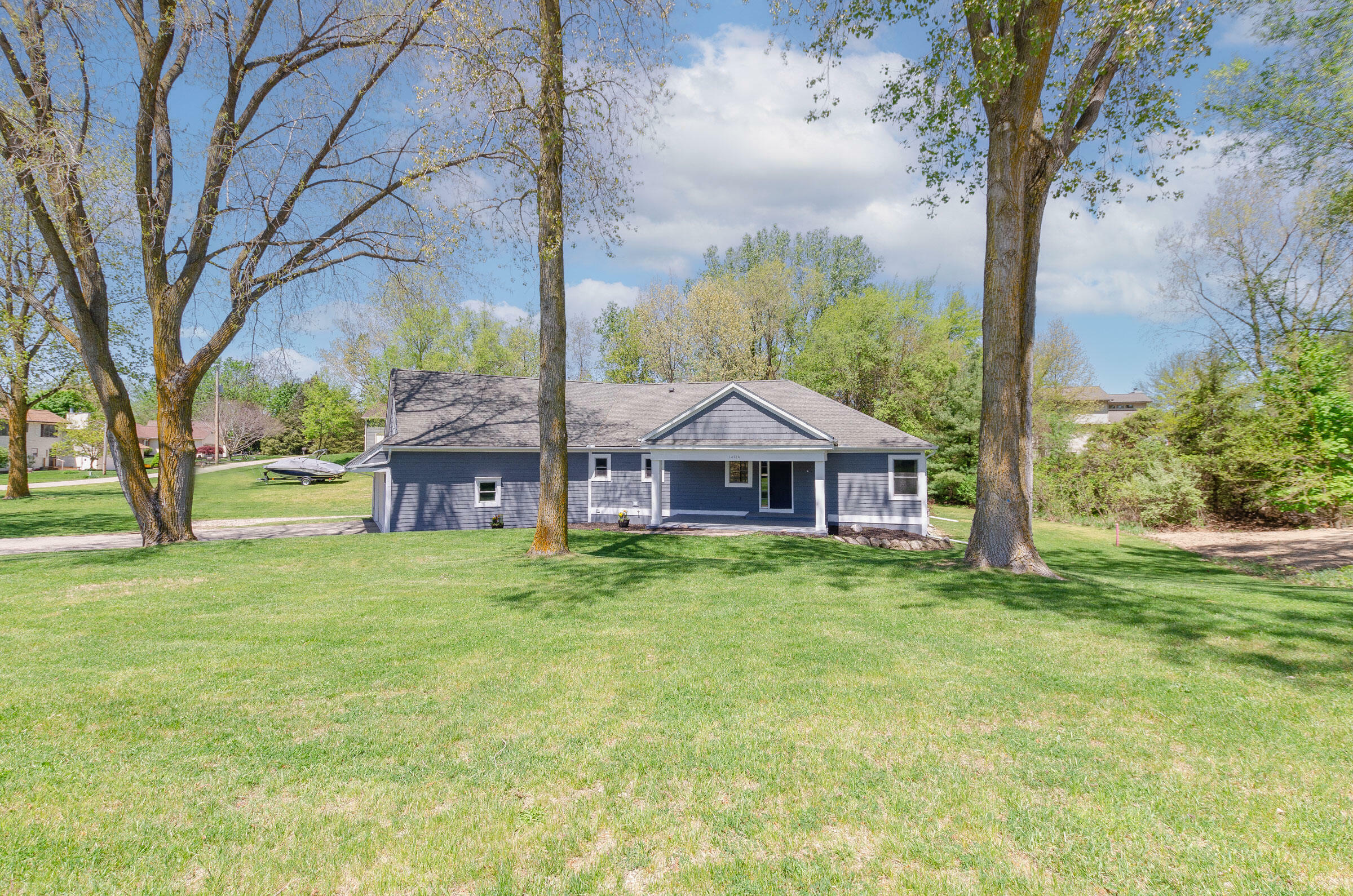 Property Photo:  14114 Grandview Drive  MI 49233 