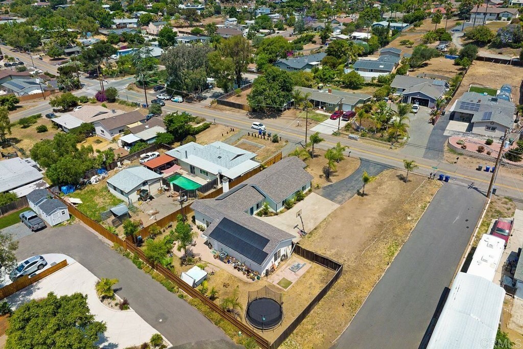 Property Photo: 274 Hannalei Drive CA 92083