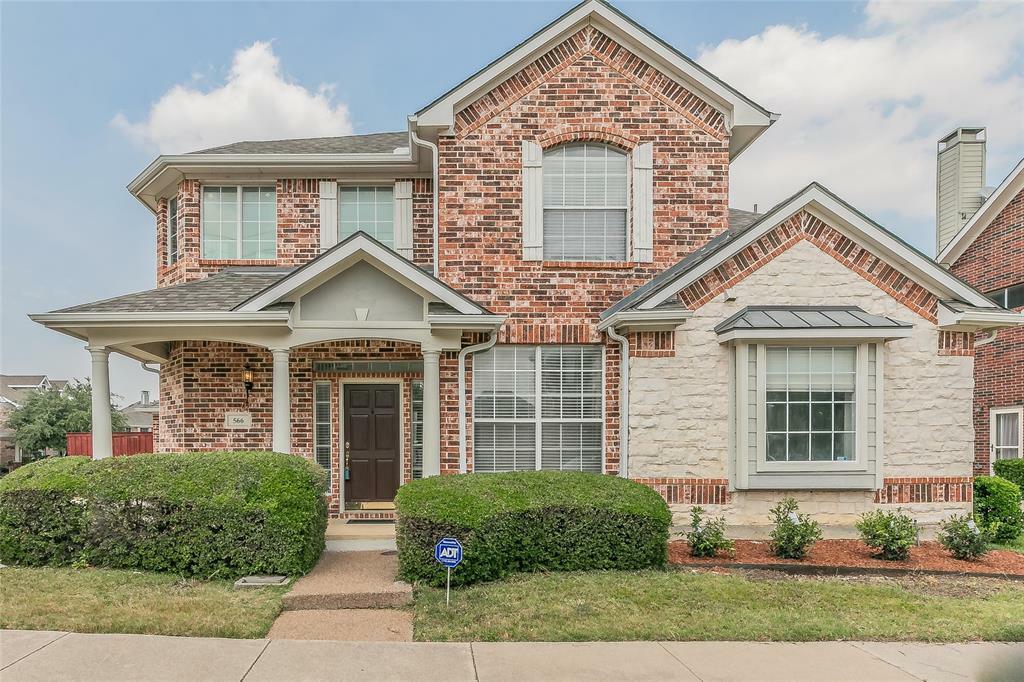 Property Photo: 566 Southridge Way TX 75063