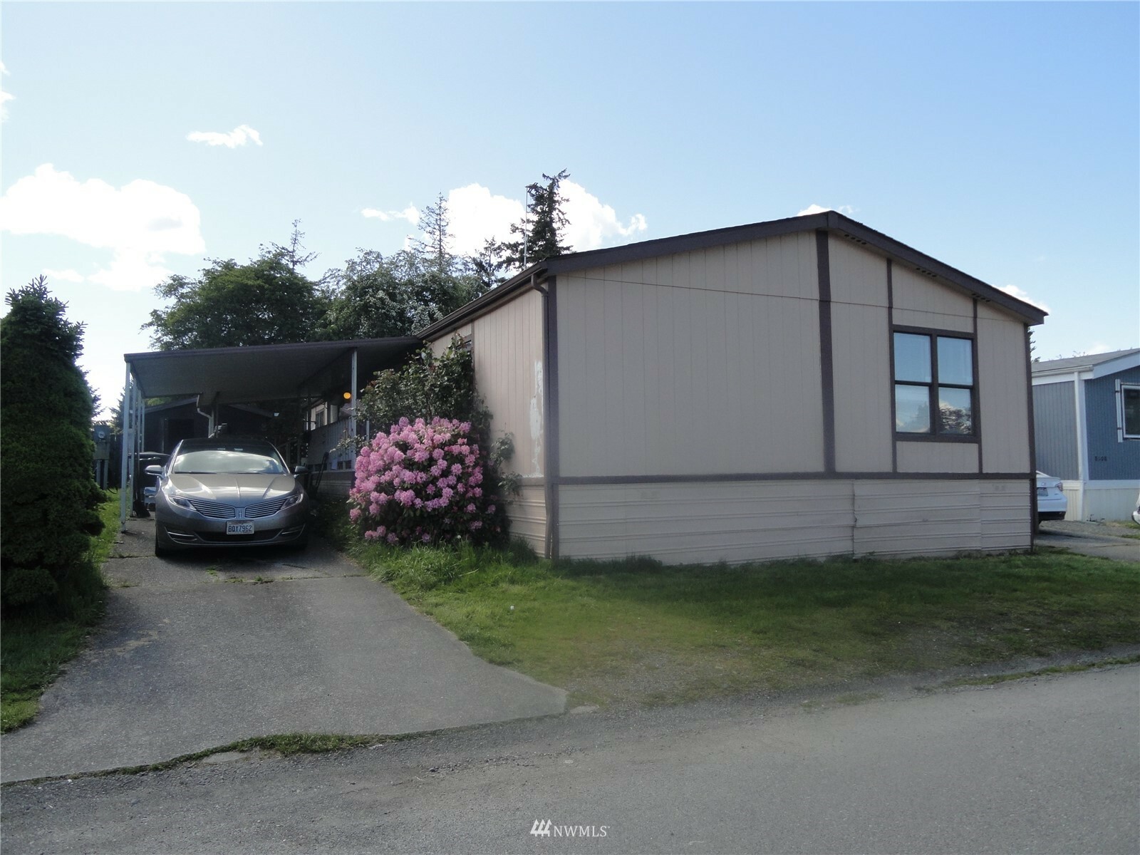 Property Photo:  8110 18th Avenue Ct E  WA 98404 