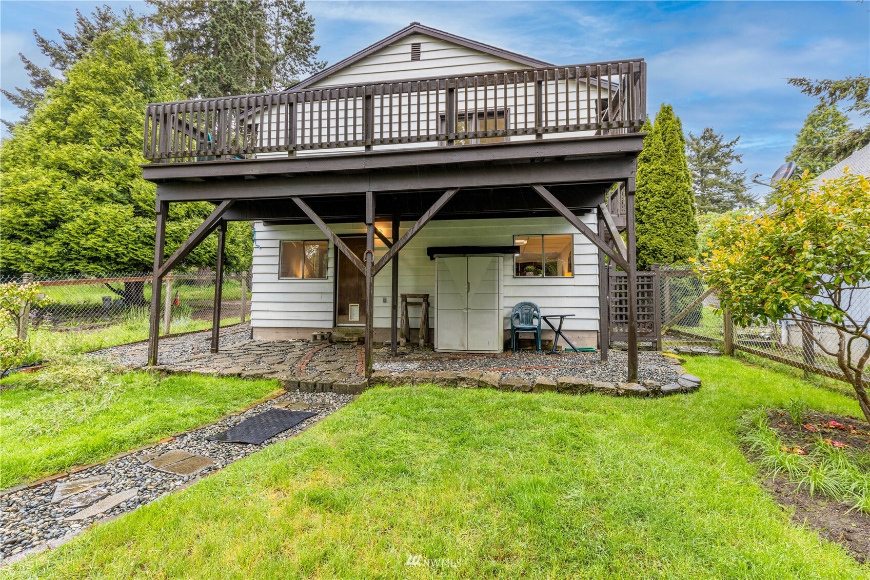 Property Photo:  5642 21st Avenue SW  WA 98106 