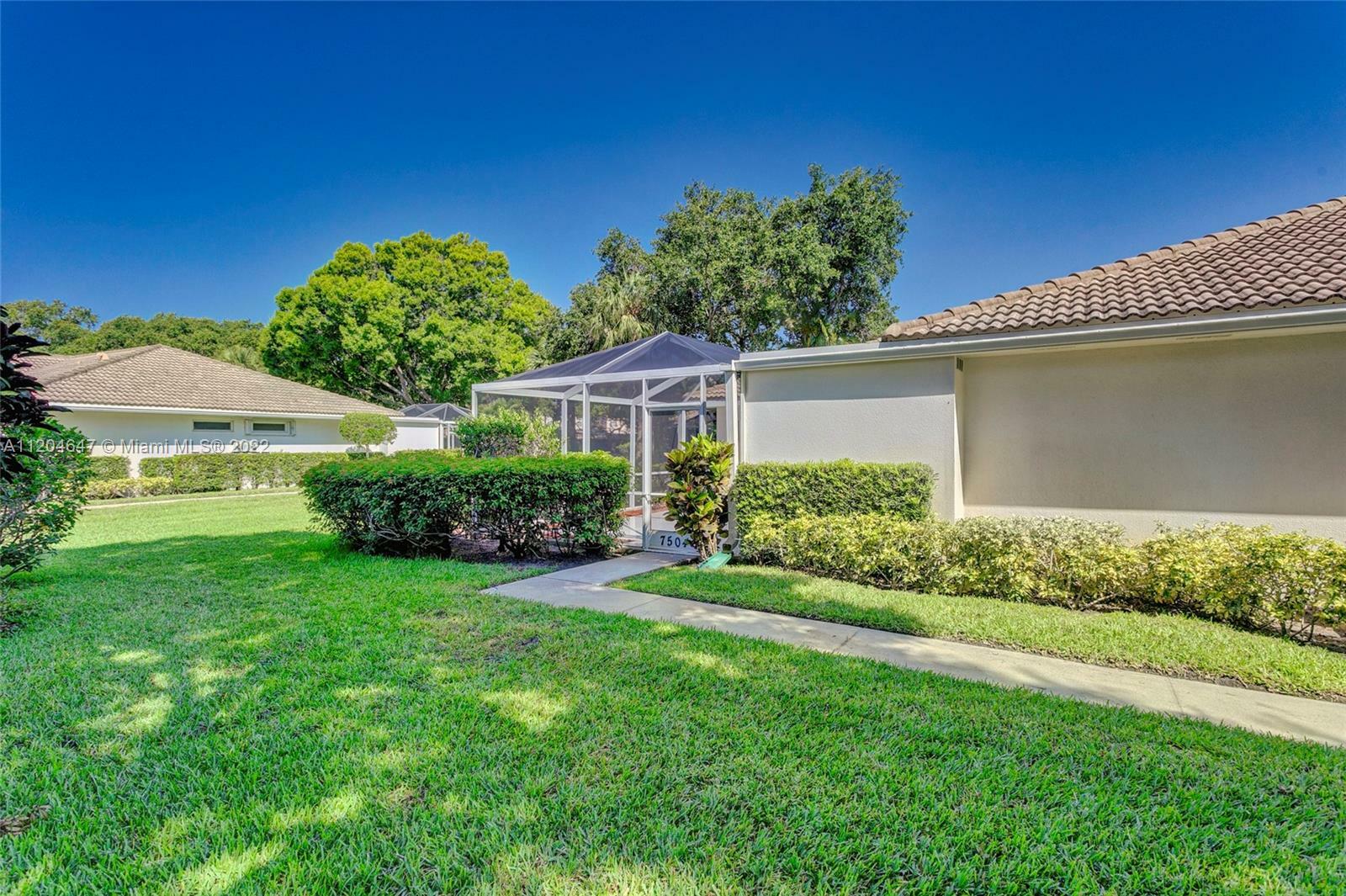 Property Photo:  7504 Geminata Oak Ct 7504  FL 33410 