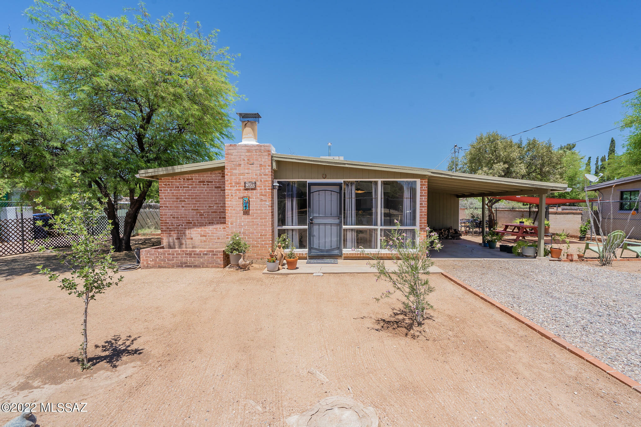 Property Photo:  5731 E Mabel Street  AZ 85712 