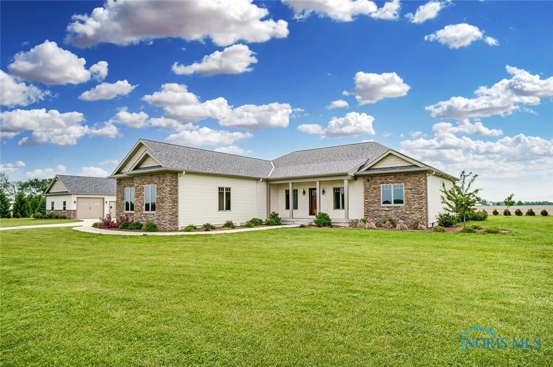Property Photo: 400 Township Road 141 OH 45889