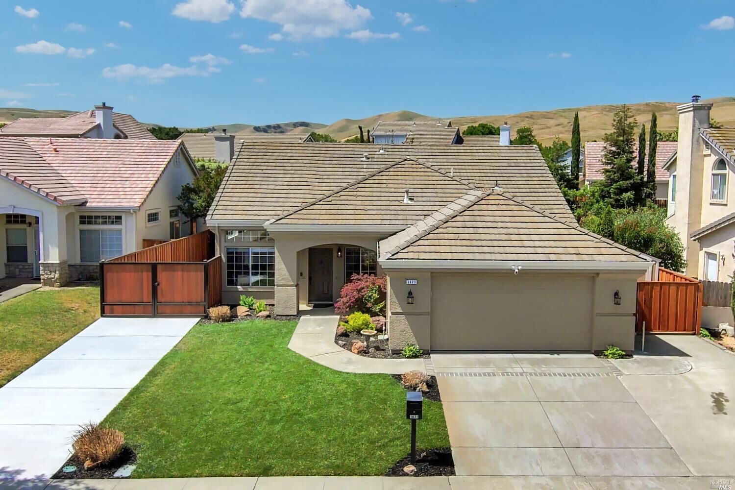Property Photo: 1671 Autumnwood Court CA 94534