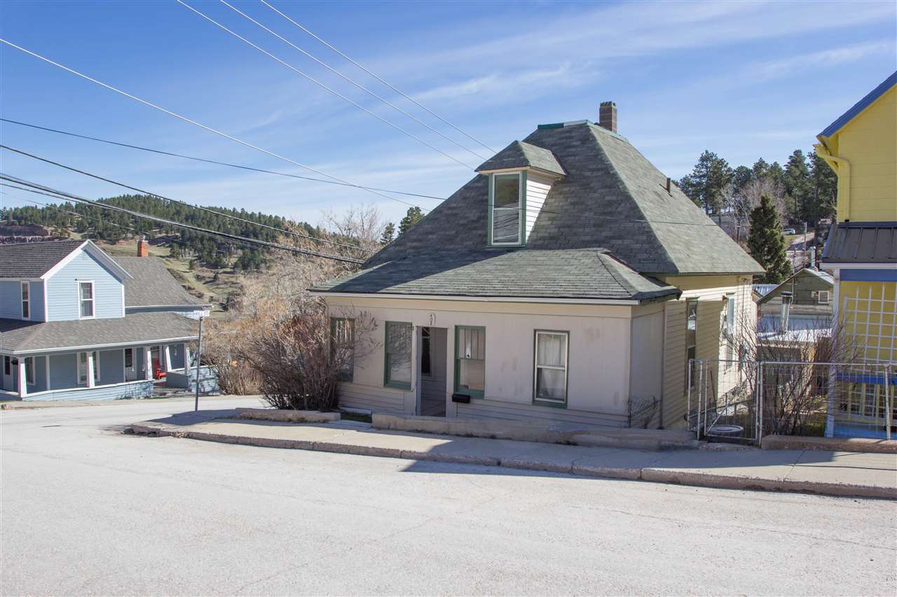 402 Bleeker Street  Lead SD 57754 photo