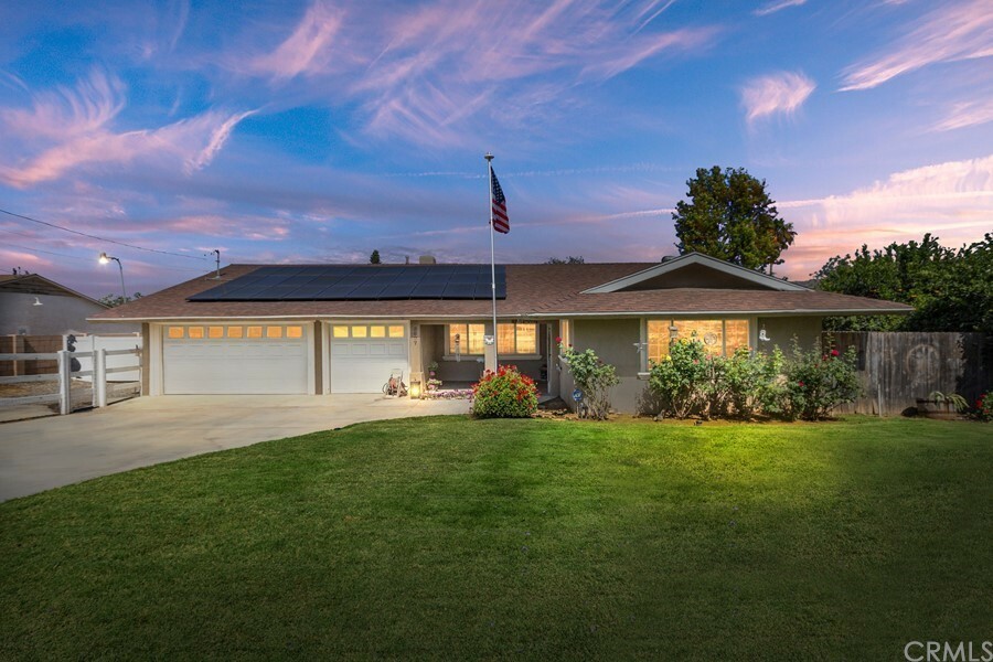 Property Photo:  3697 Sierra Avenue  CA 92860 