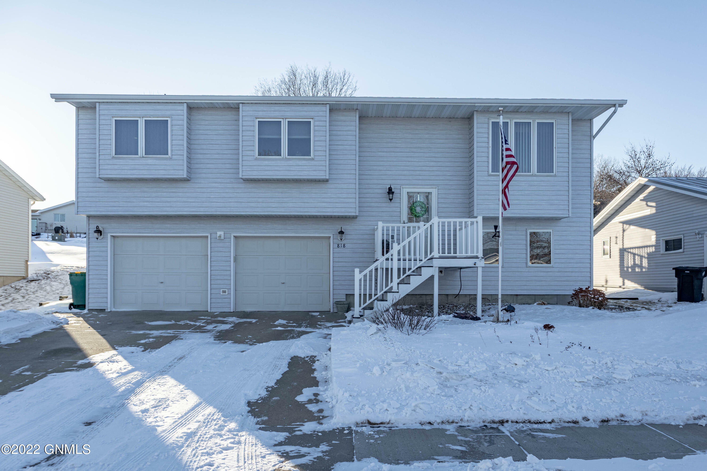 Property Photo:  818 35th Street  ND 58501 