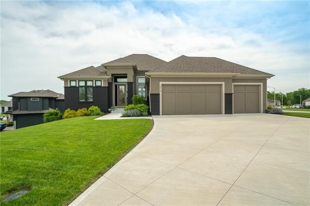 Property Photo:  4510 NW 70th Terrace  MO 64151 