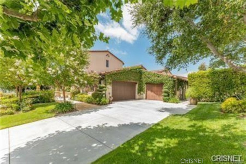Property Photo: 4185 Prado De La Puma CA 91302