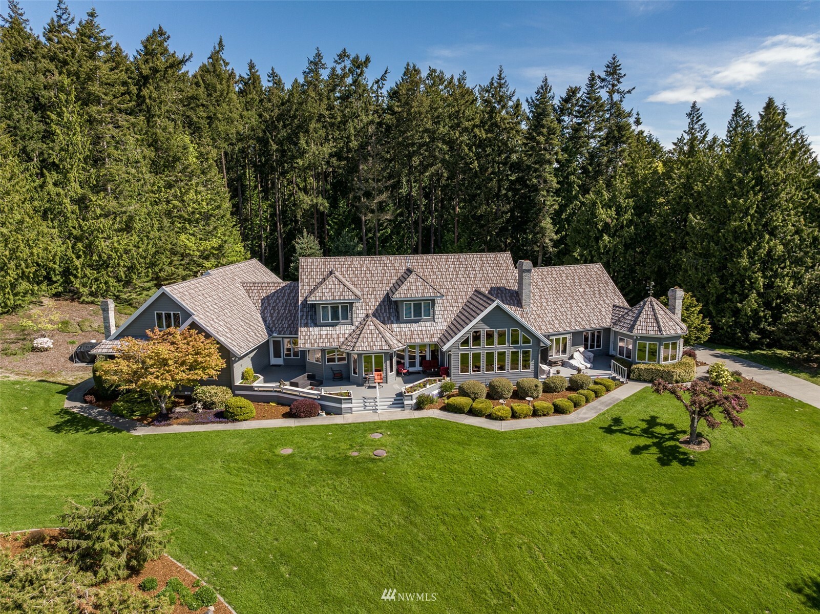 Property Photo:  4949 Woodcock Road  WA 98382 