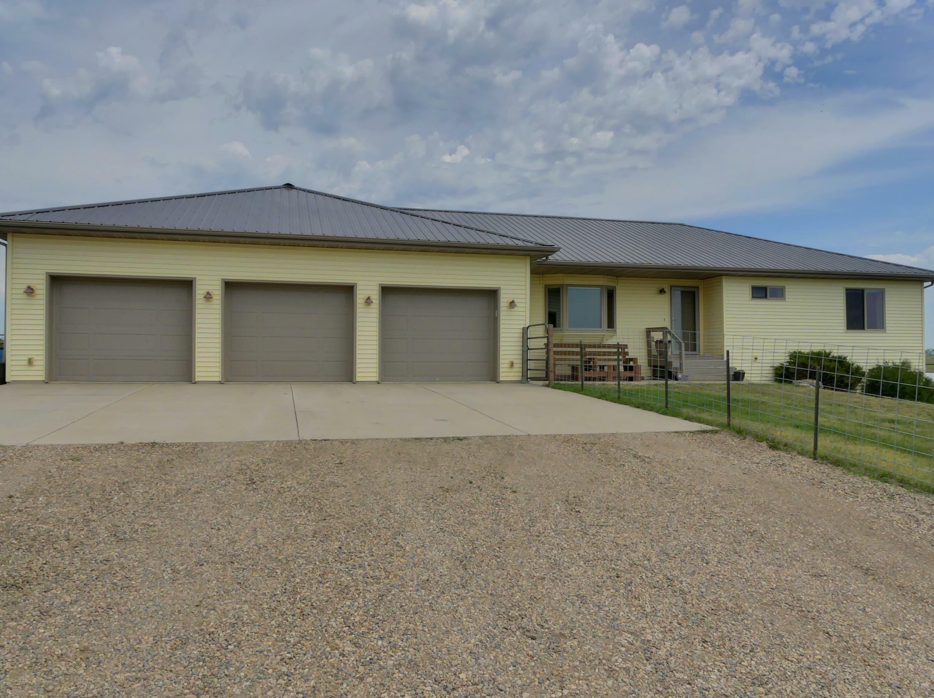 Property Photo:  6543 106th Street NE  ND 58503 