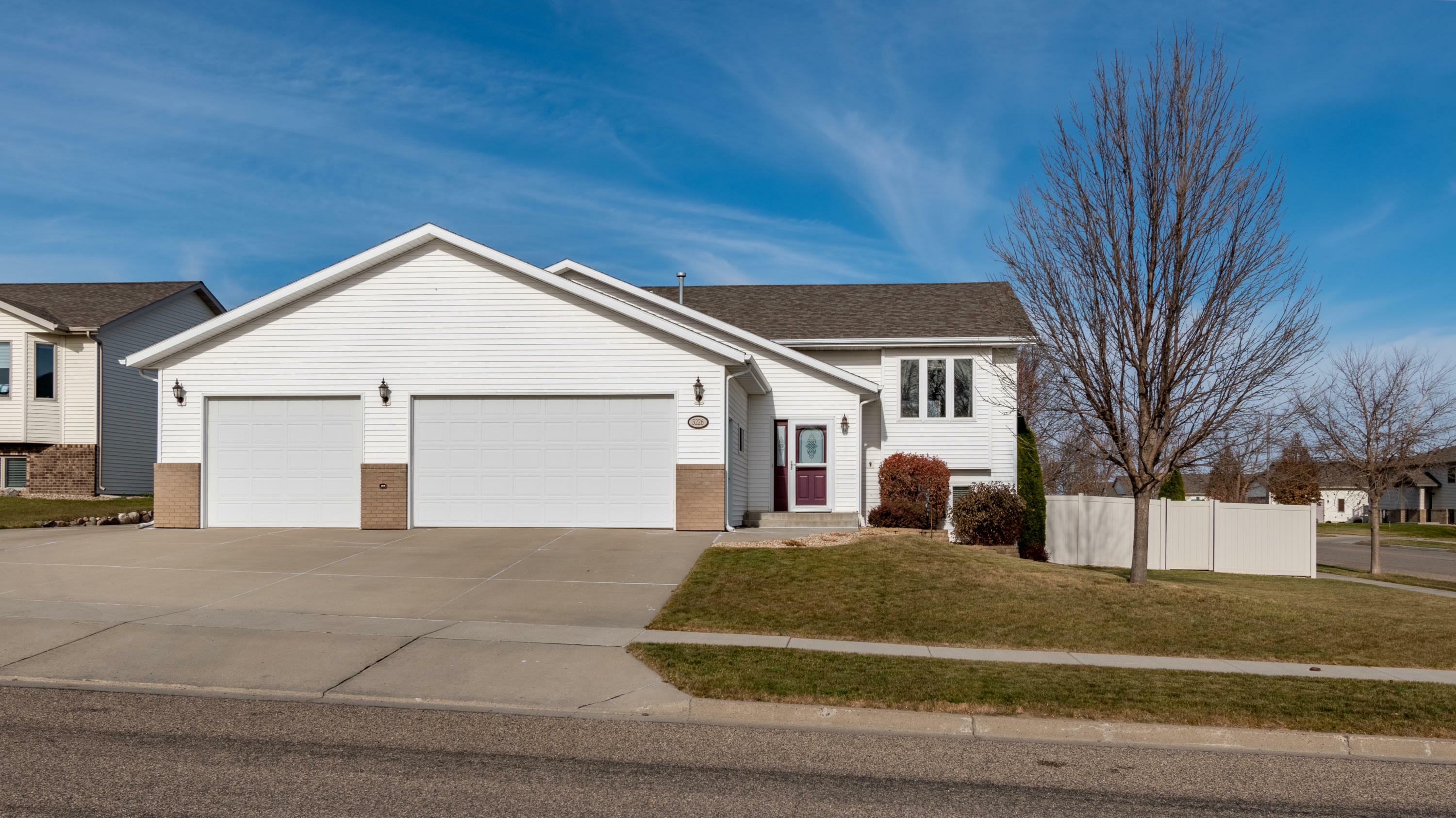 Property Photo:  3226 Baltus Drive  ND 58501 