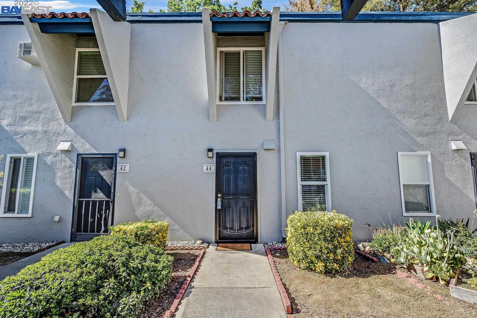 Property Photo: 1001 Murrieta Blvd CA 94550