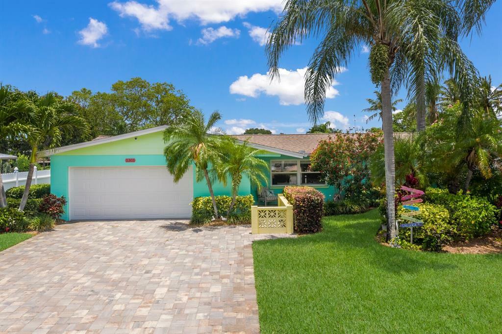 Property Photo:  5303 Coral Boulevard  FL 34210 