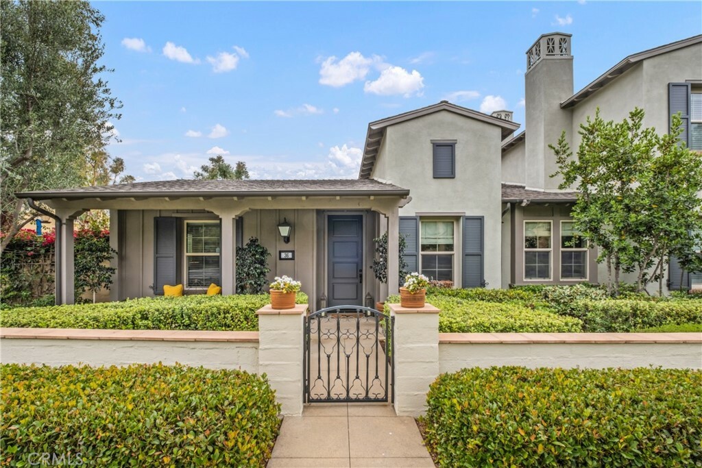 Property Photo:  36 Upperbend  CA 92618 