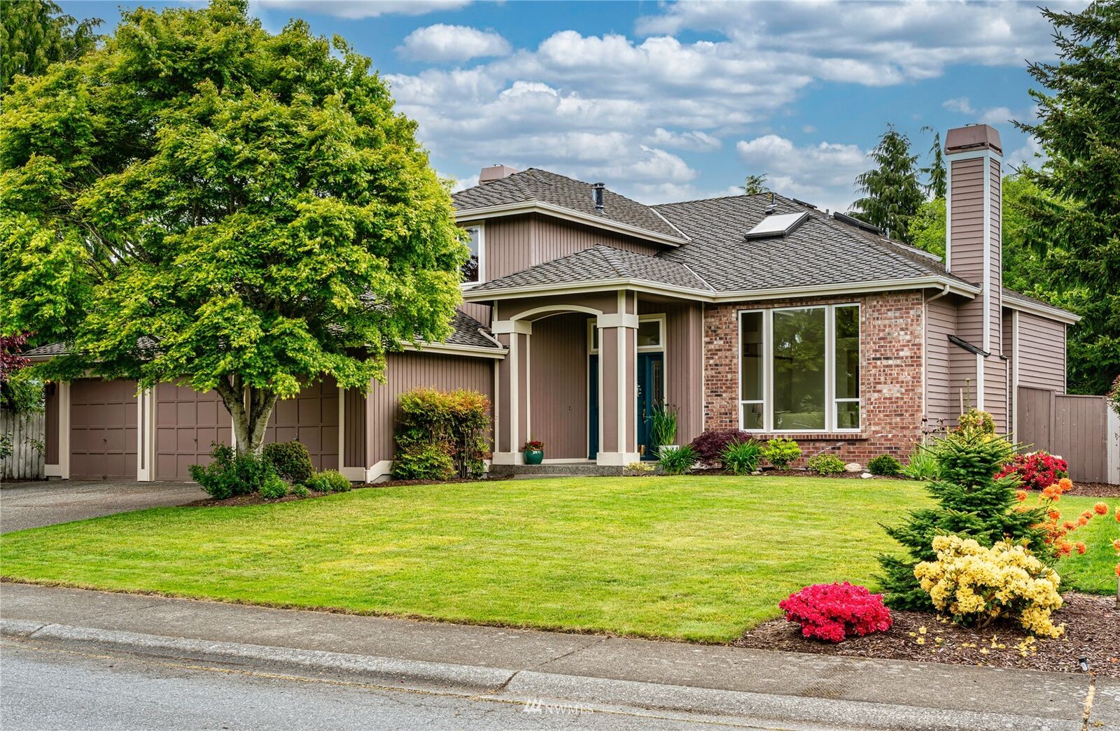 Property Photo: 12505 54th Avenue W WA 98275