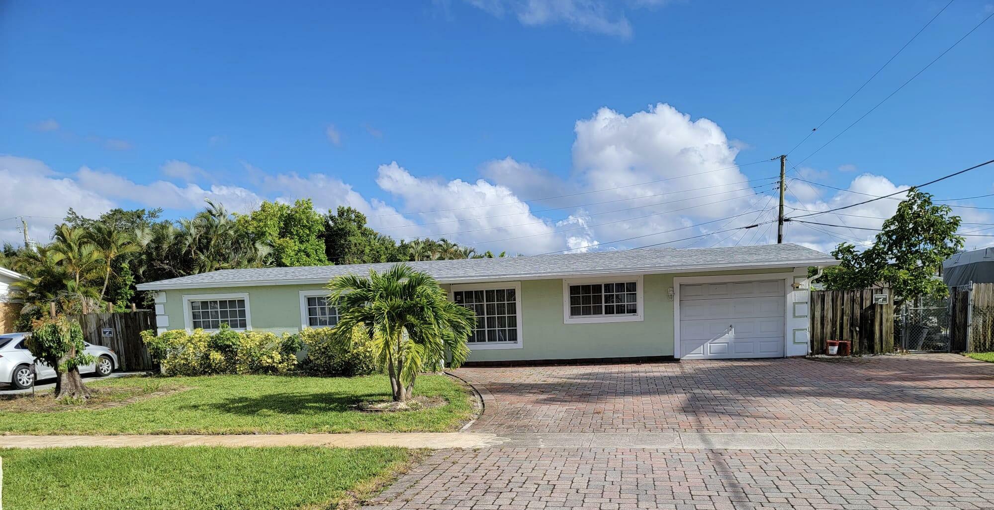 Property Photo: 3464 Tyringham Drive FL 33406