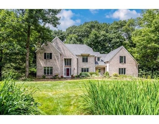 Property Photo:  7 Oakdale Lane  MA 01773 