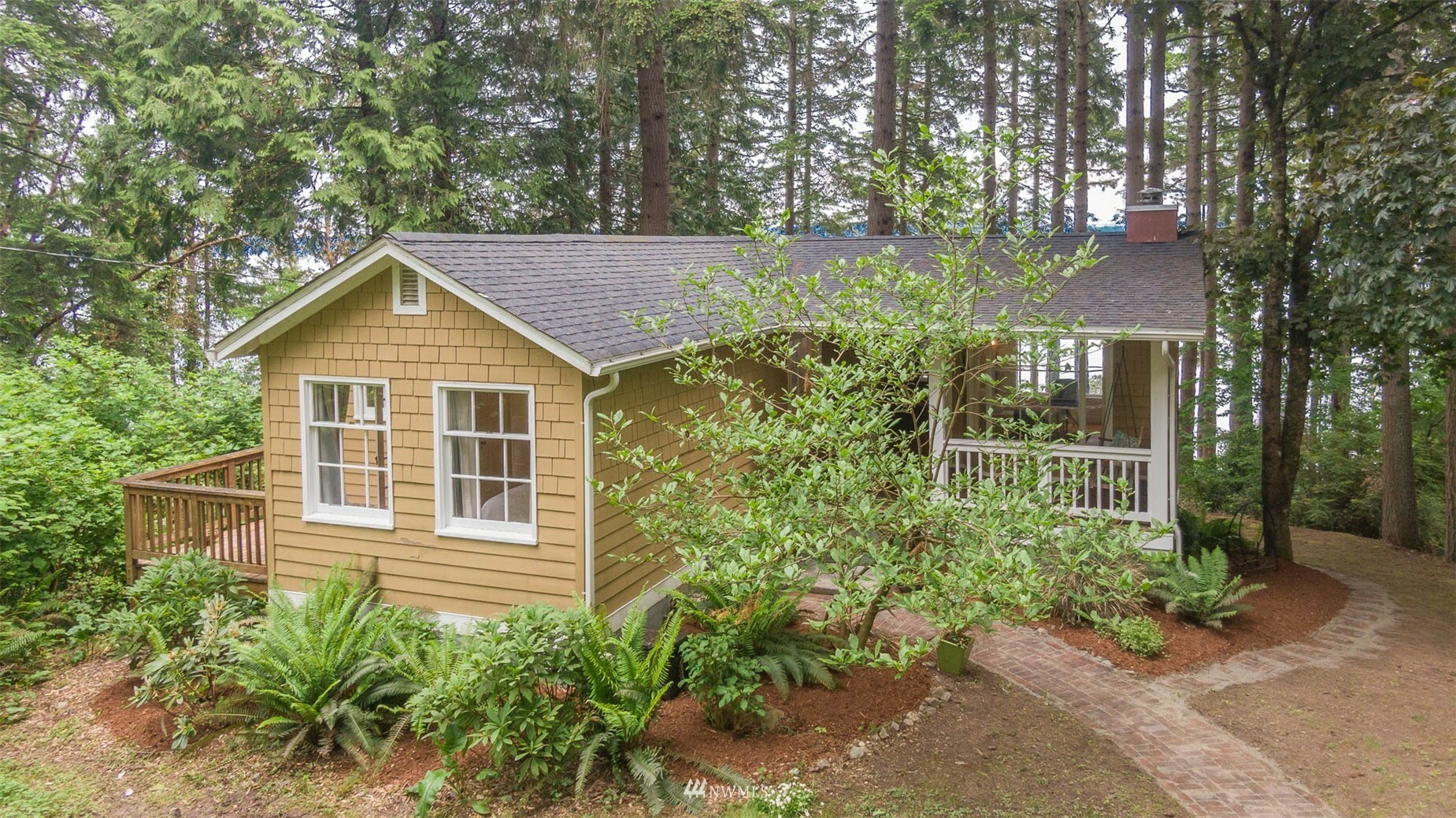 Property Photo:  19728 Ridge Road SW  WA 98070 