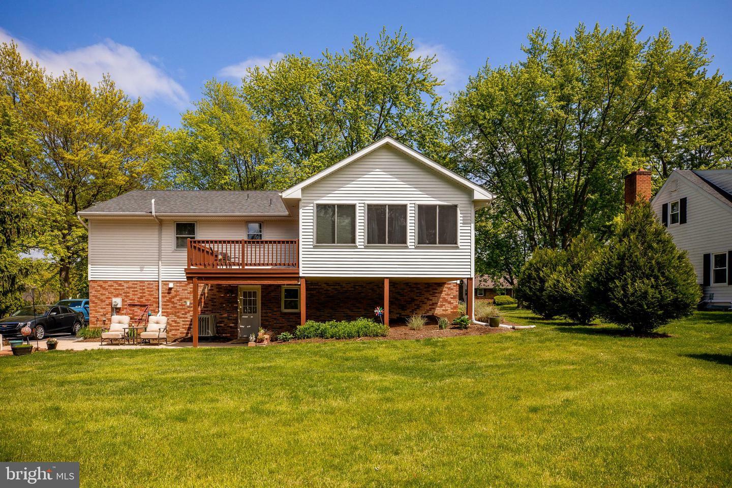 Property Photo: 1308 Kenstar Drive PA 17538