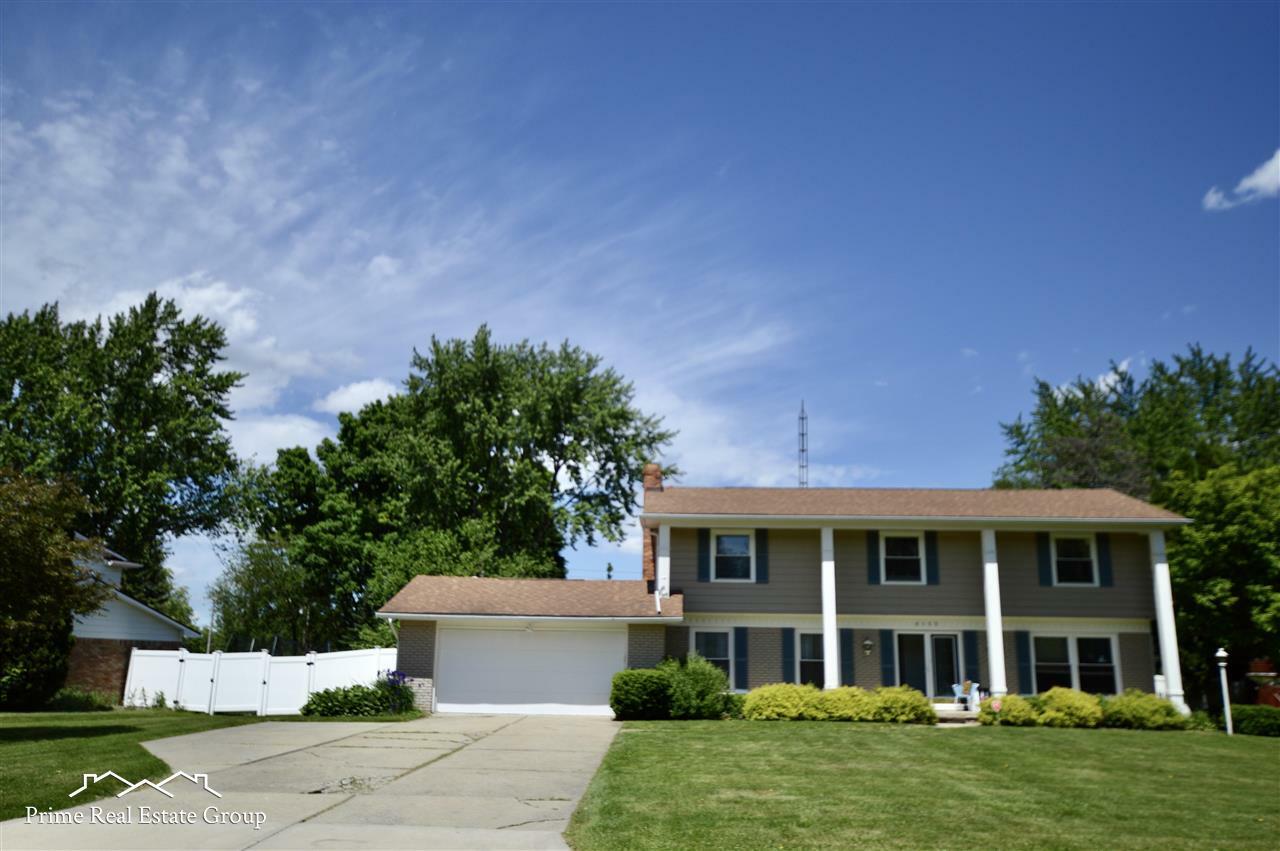 Property Photo:  6155 Pebbleshire Dr  MI 48439 