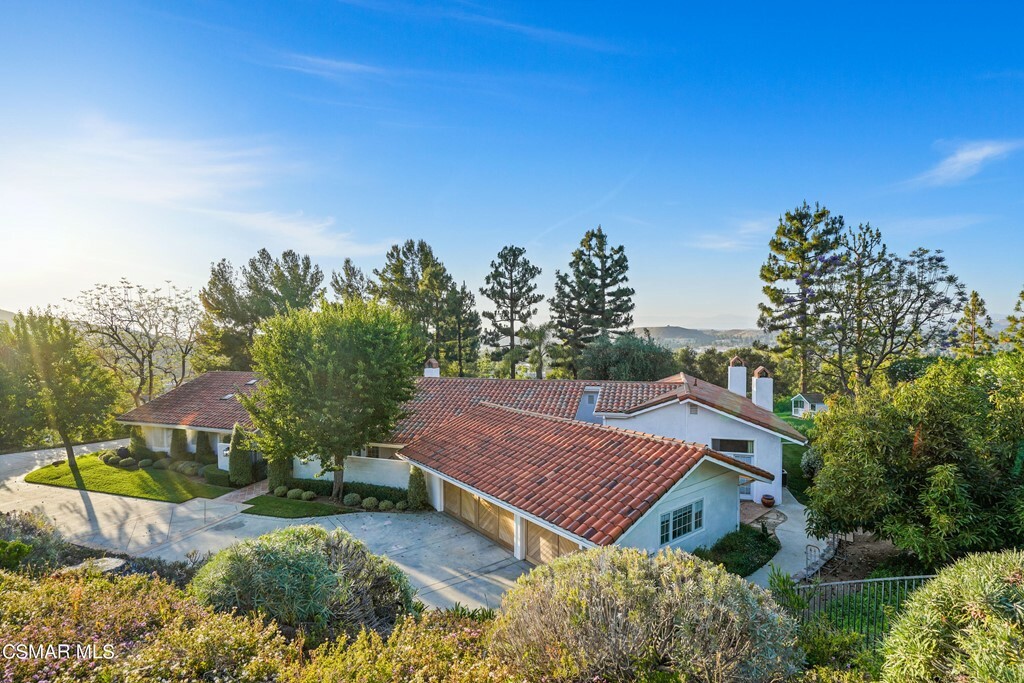 Property Photo: 87 Pinecrest Road CA 91361