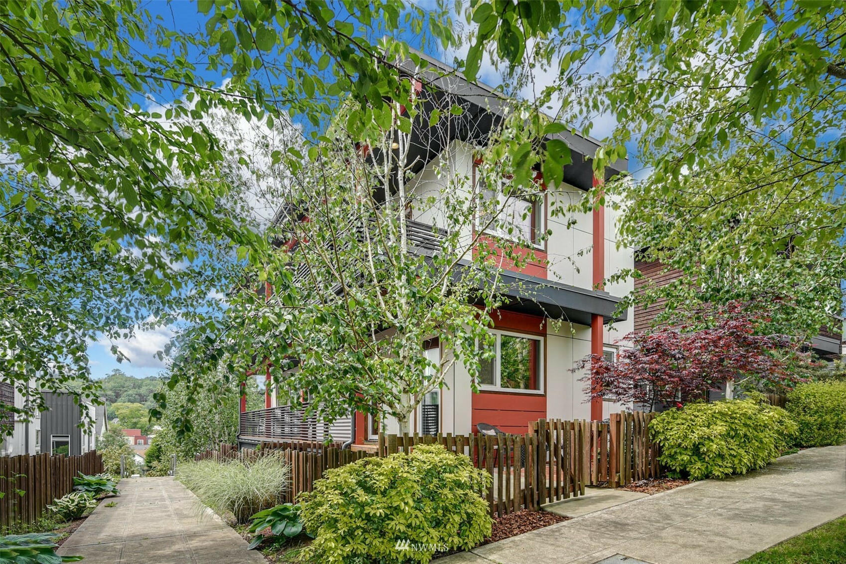 Property Photo:  4417 33rd Avenue S  WA 98108 