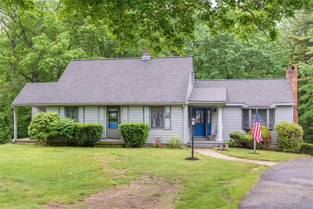 Property Photo:  114 Wildcat Hill Road  CT 06791 
