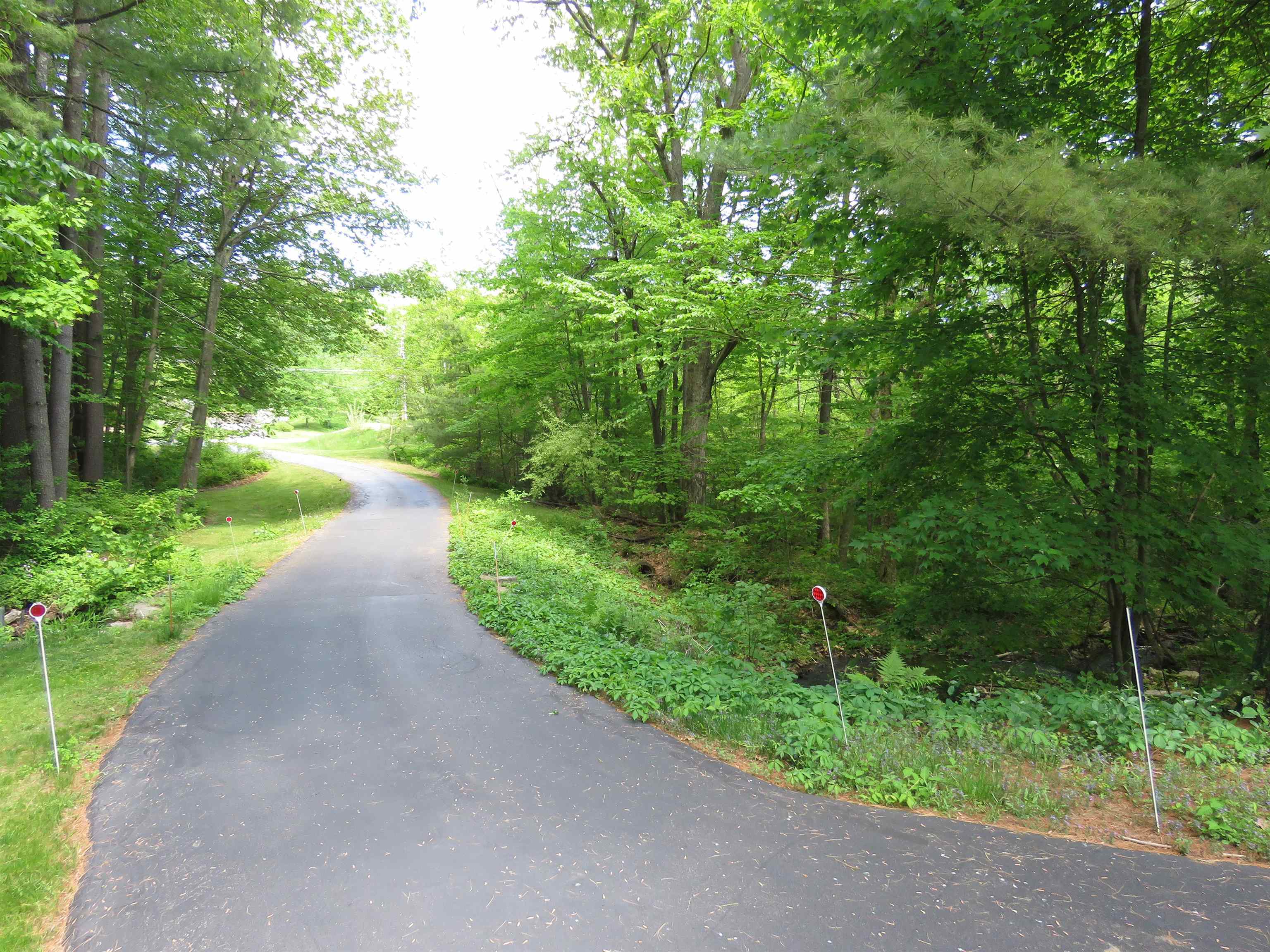 Property Photo:  5 Londonderry Lane  NH 03038 
