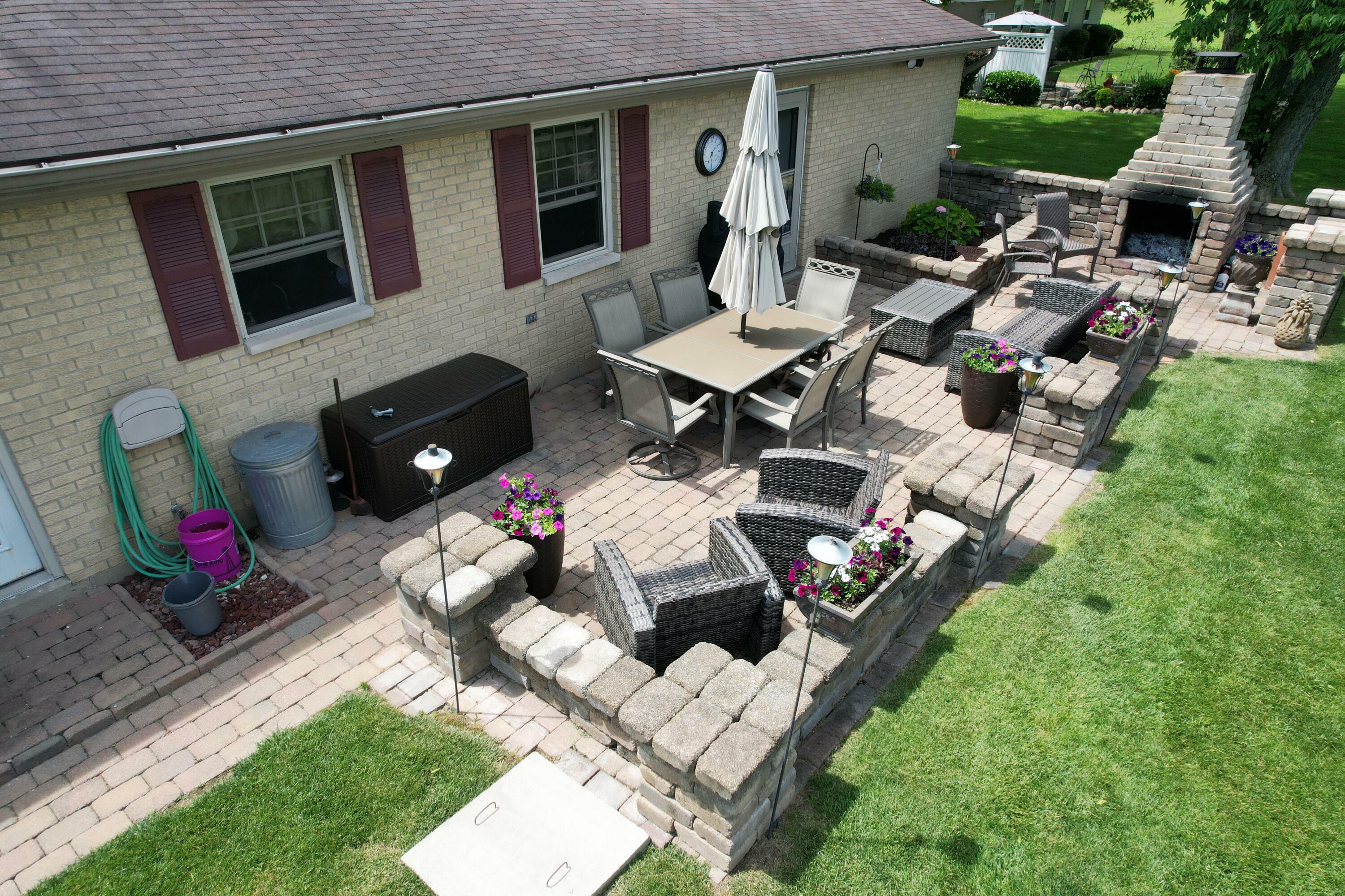 Property Photo:  2727 Preble Co Butler Twp  OH 45331 