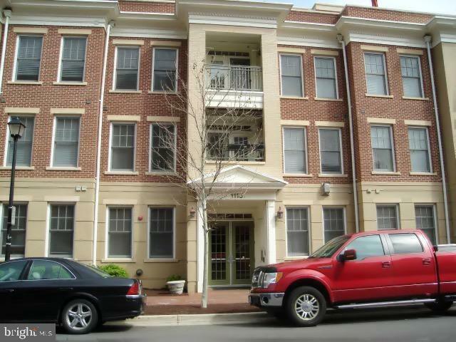 Property Photo: 1115 Cameron Street 306 VA 22314