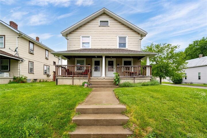 105 W Main Street  West Carrollton OH 45449 photo