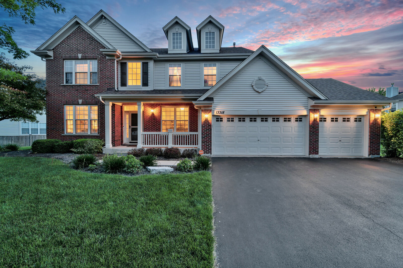 Property Photo:  13318 Morning Mist Place  IL 60585 