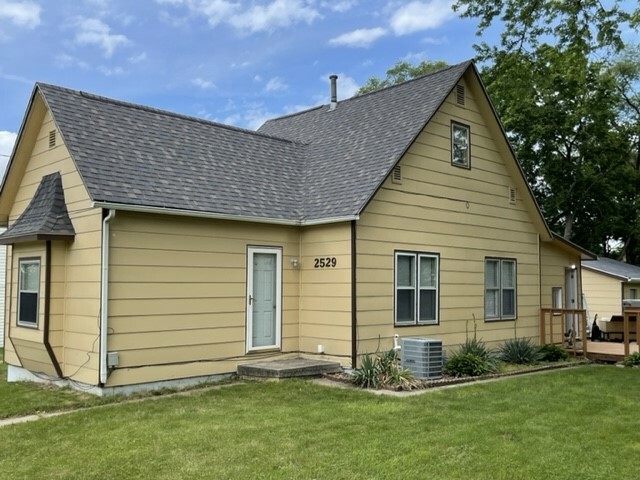 2529 SE 6th Street  Des Moines IA 50315 photo