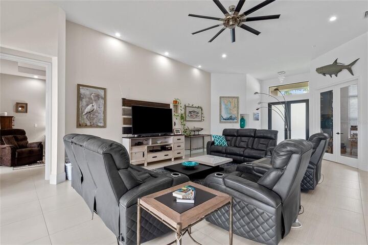 Property Photo: 907 Old Burnt Store Road N FL 33993