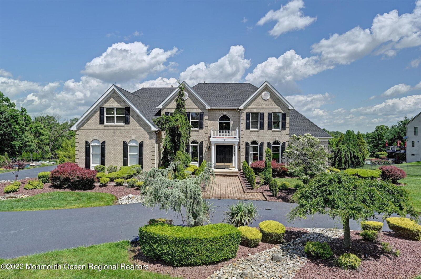 Property Photo:  4 Anne Court  NJ 07726 