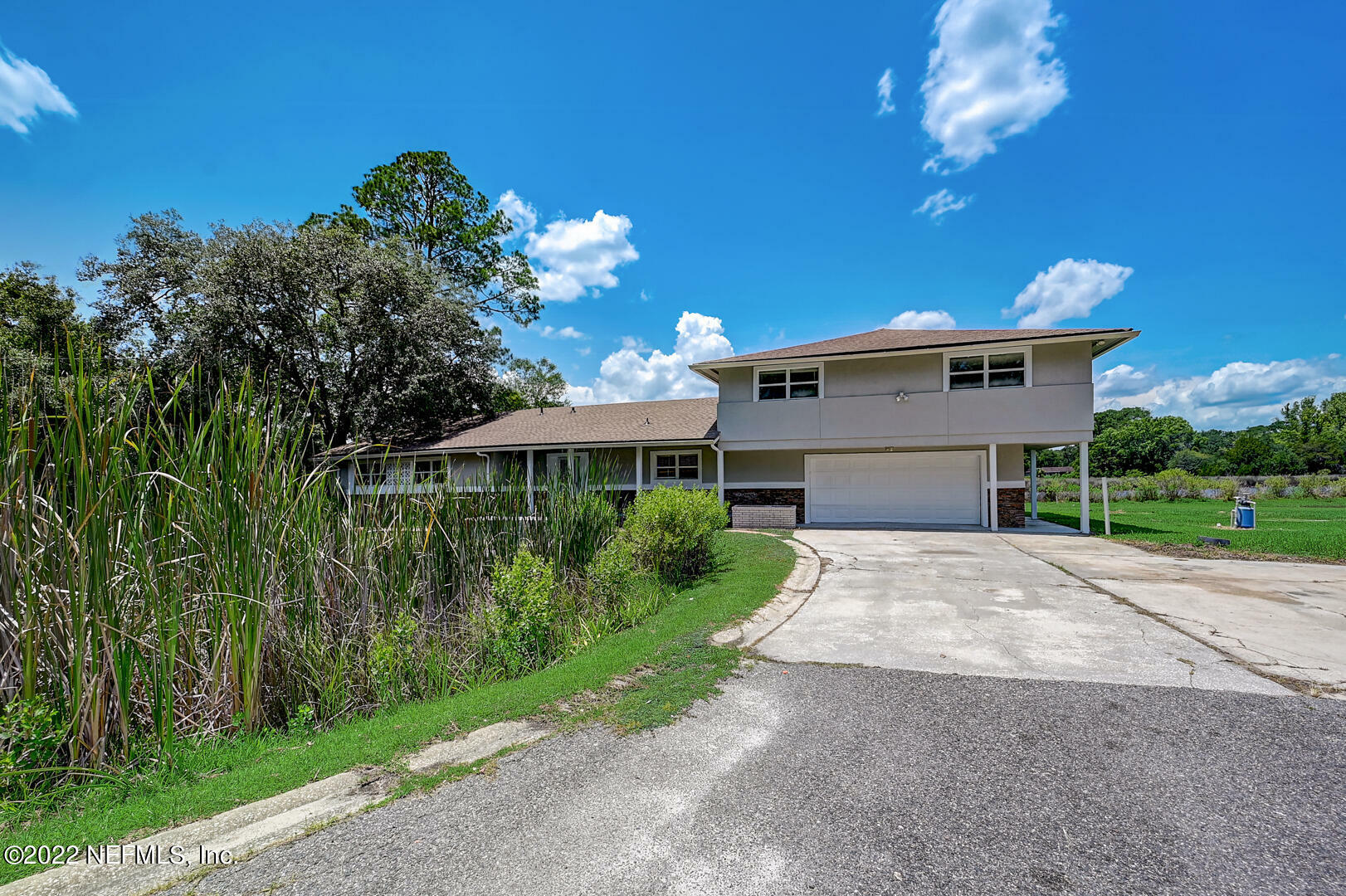 Property Photo:  2547 Ribault Scenic Drive  FL 32208 