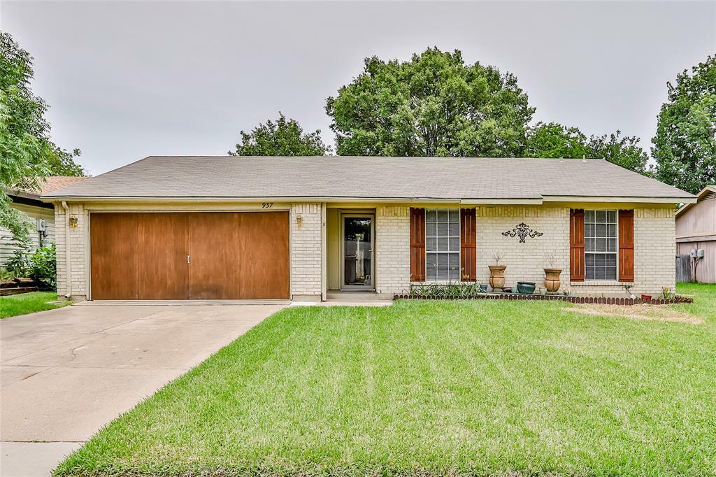 Property Photo:  937 Huntington Drive  TX 75067 