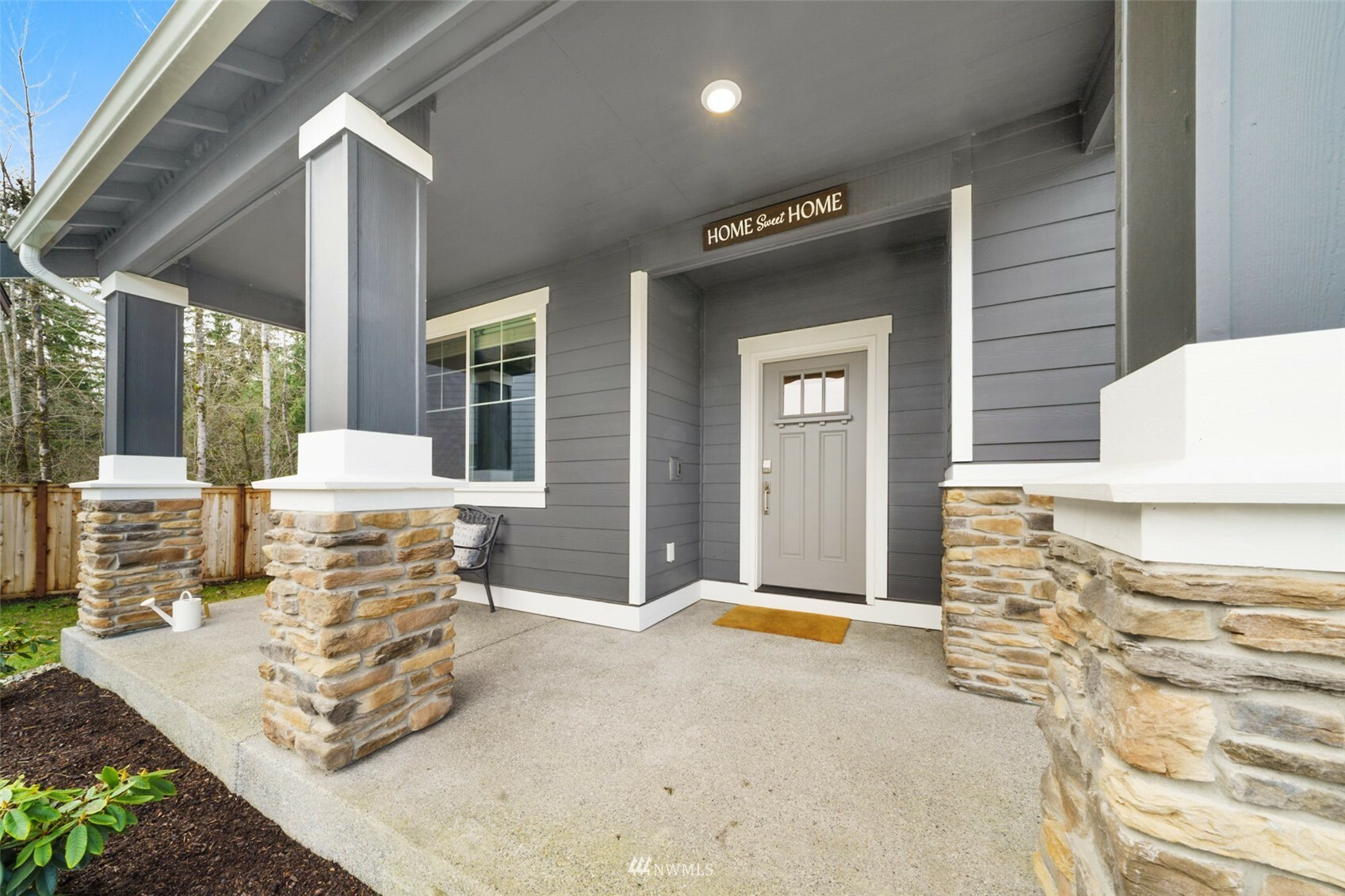 Property Photo: 18512 128th Avenue E WA 98374