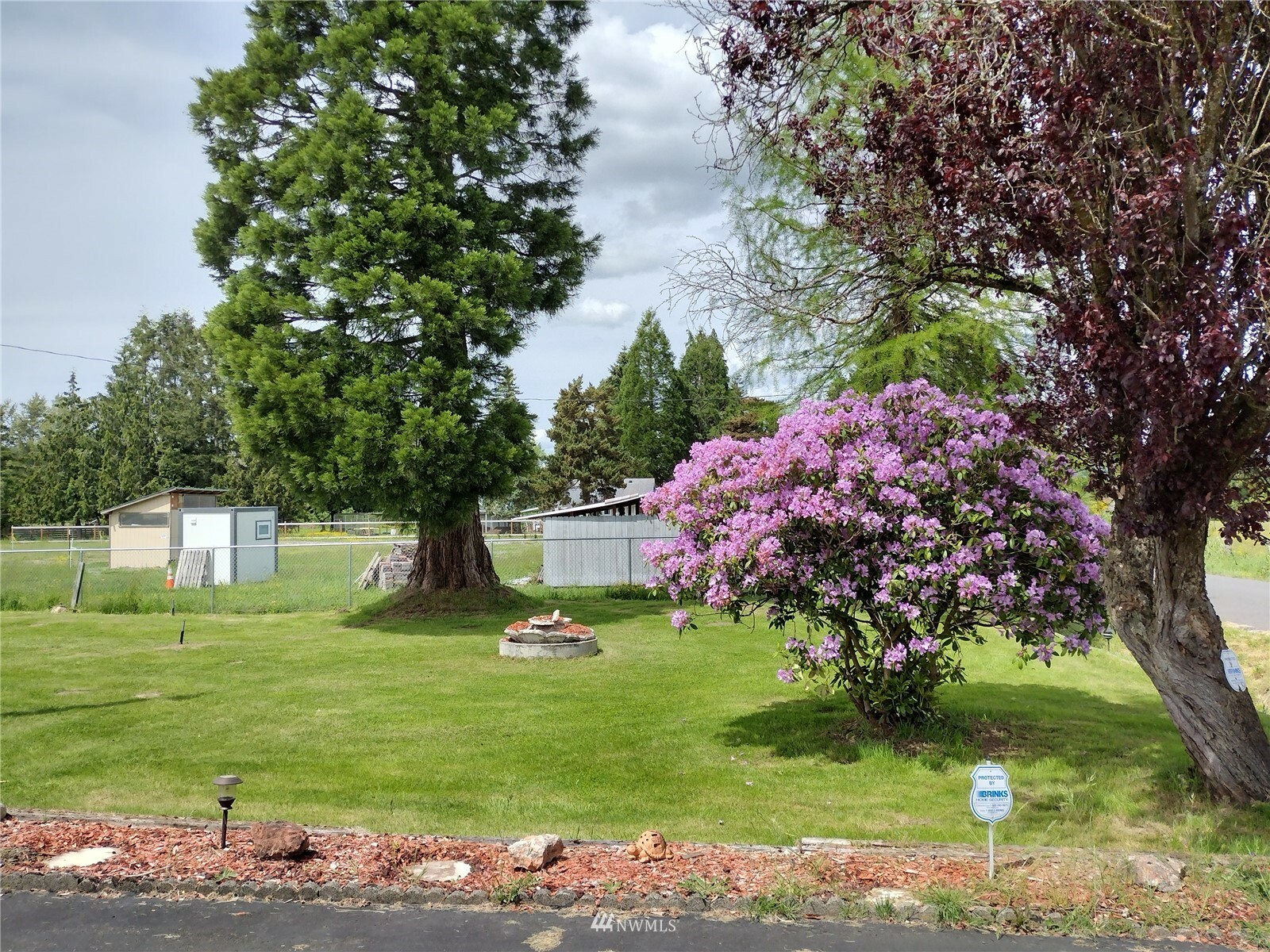 Property Photo: 12830 19th Avenue NE WA 98271