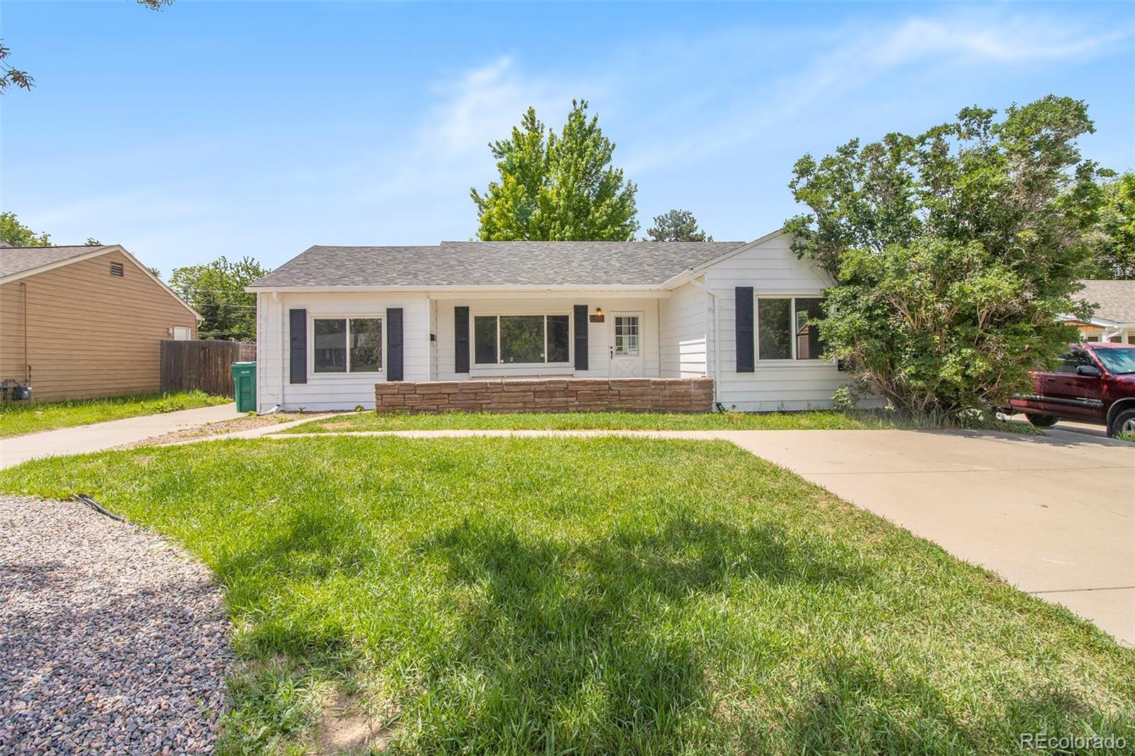 Property Photo: 4921 S Clarkson Street CO 80113